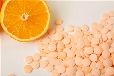 Kako se tehnologija prebijanja tablet prilagaja različnim formulacijam?